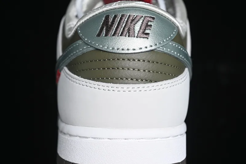 All Categories Nk SB Dunk Series Nk SB Dunk Low Low-top sneakers Nk Dunk Low "Year of the Snake" Year of the Snake Spring Festival limited low-top casual sneakers HV5980-231